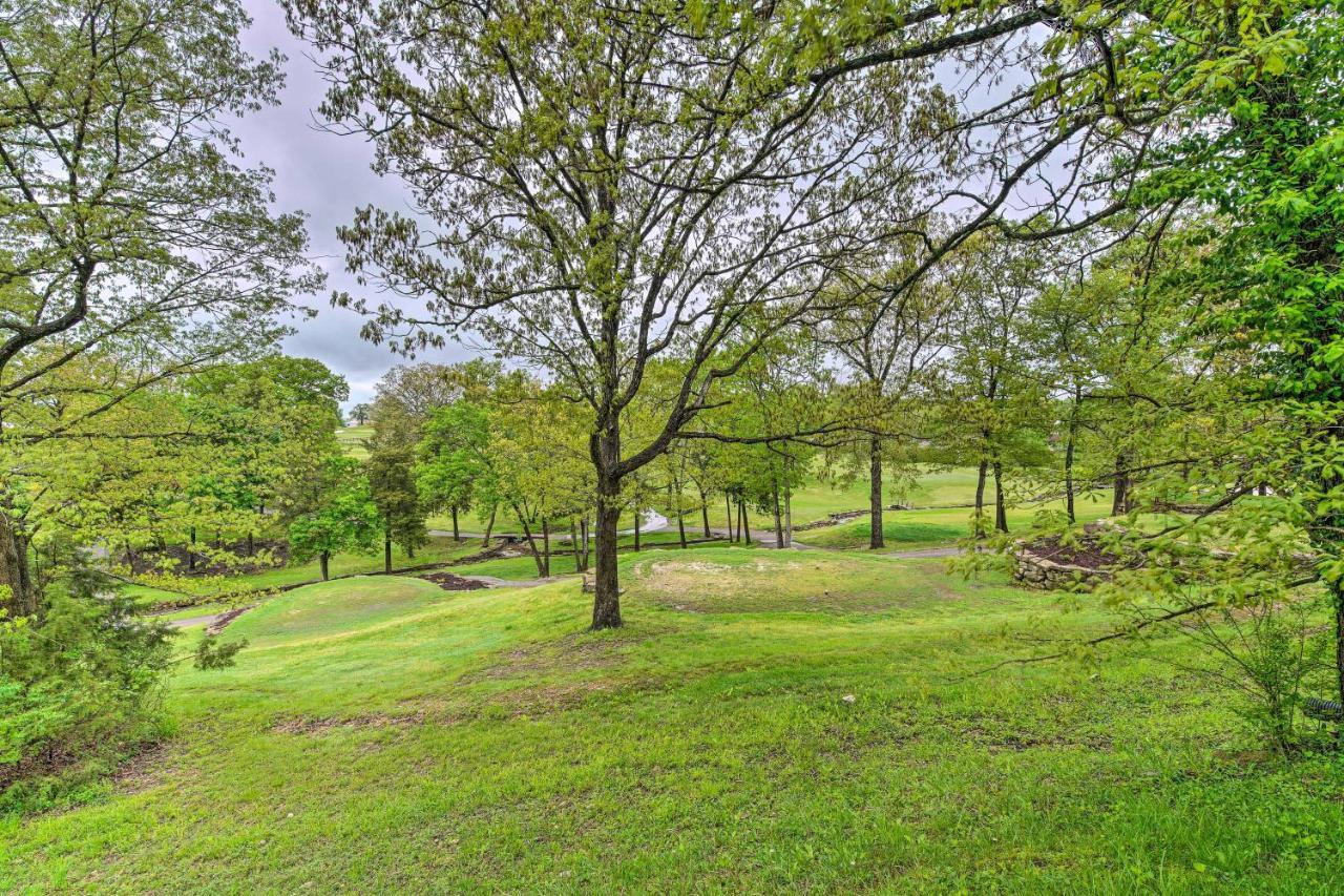 Ground-Floor Branson Condo With Community Perks Kültér fotó