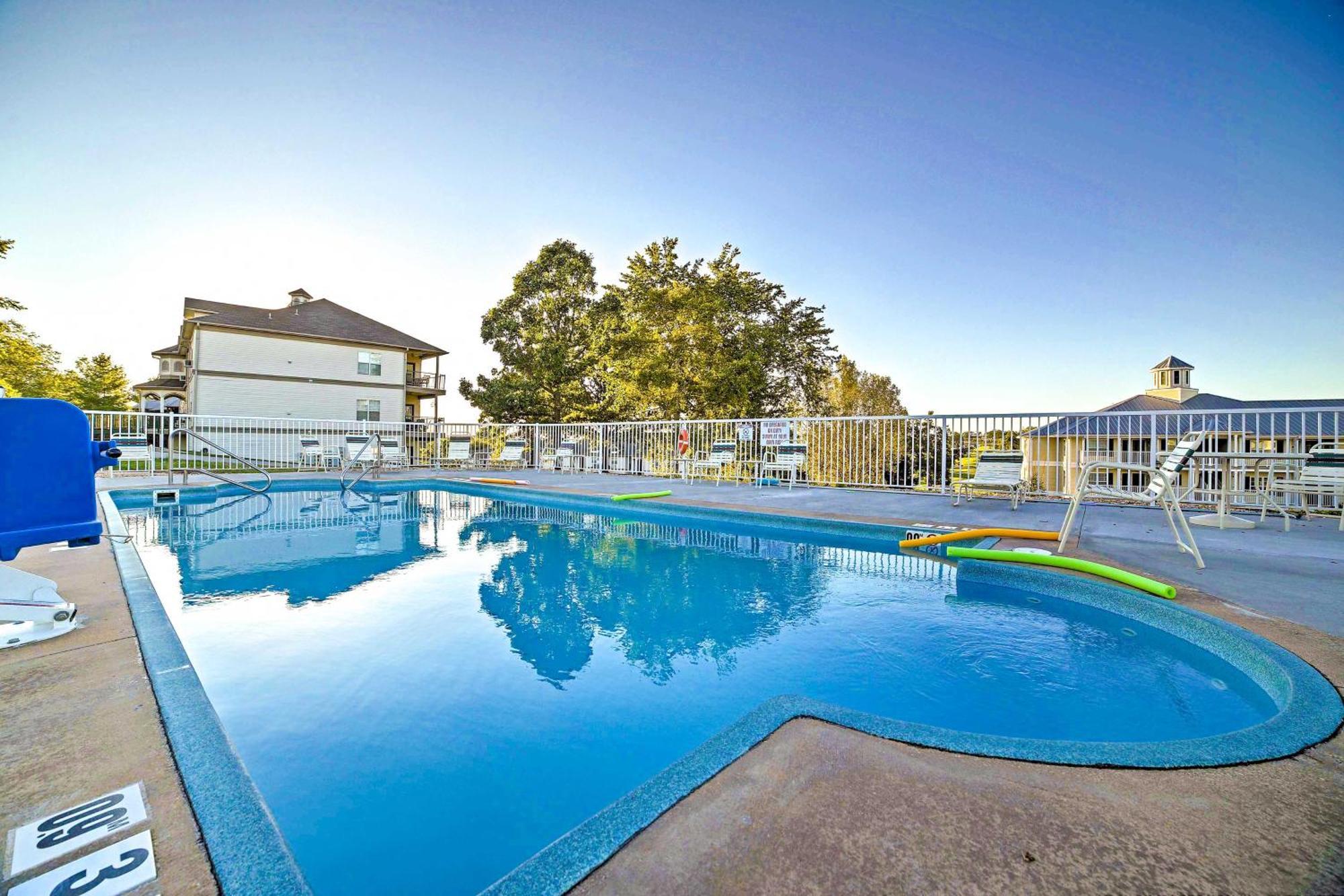 Ground-Floor Branson Condo With Community Perks Kültér fotó